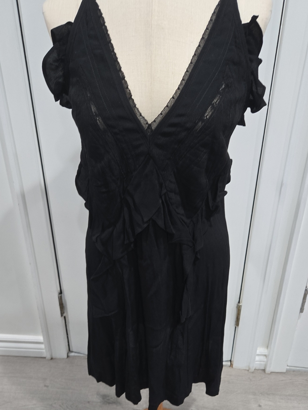 IRO Bohemian Black Ruffled V-Neck Sleeveless Dress Size 38 Or Small